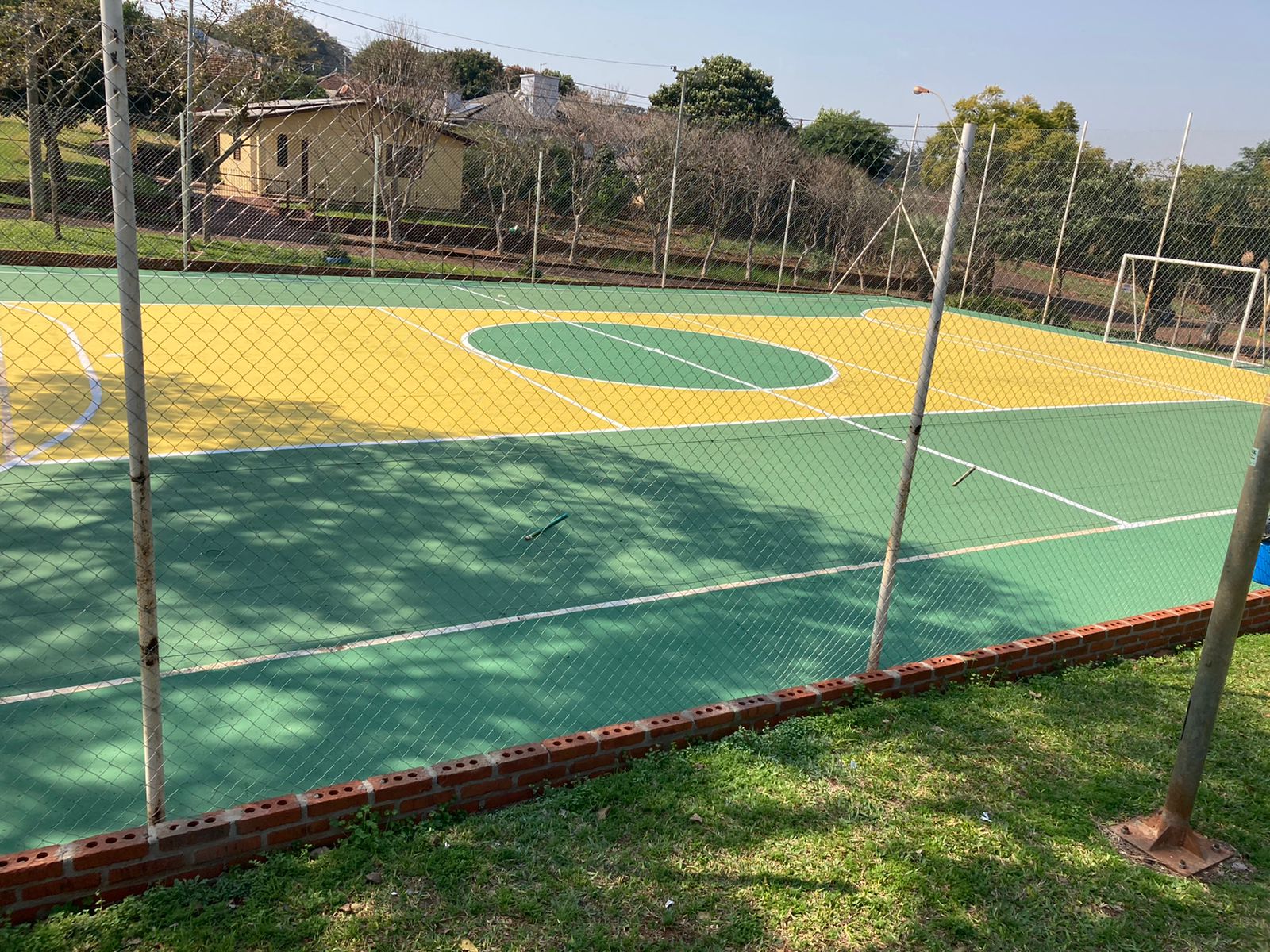 QUADRAS ESPORTIVAS DO MUNICÍPIO SÃO RECUPERADAS